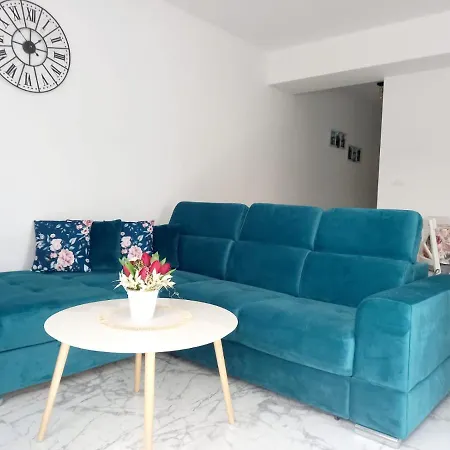 Apartment Amellia *